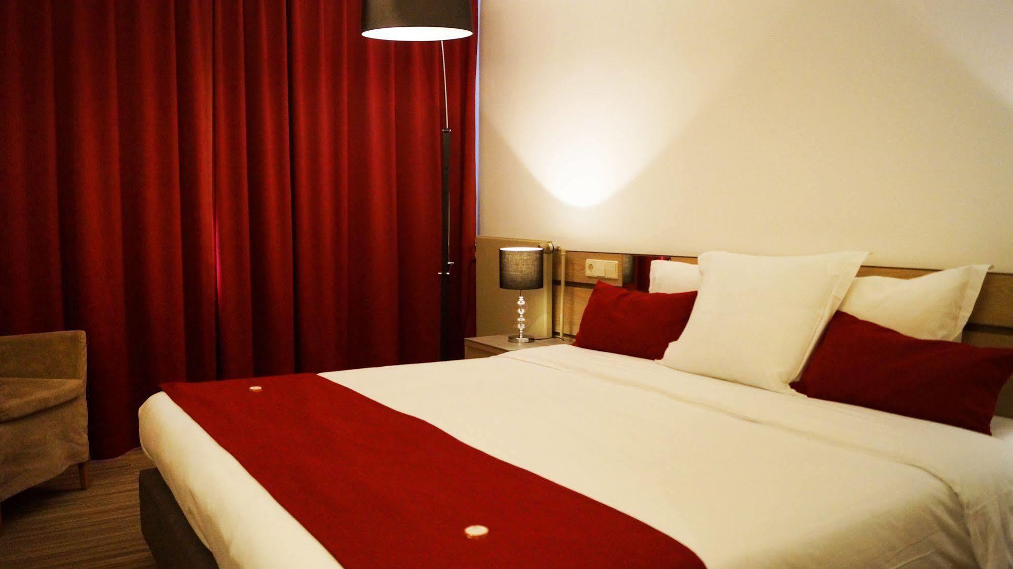 Hotel Olivier Strassen Ngoại thất bức ảnh